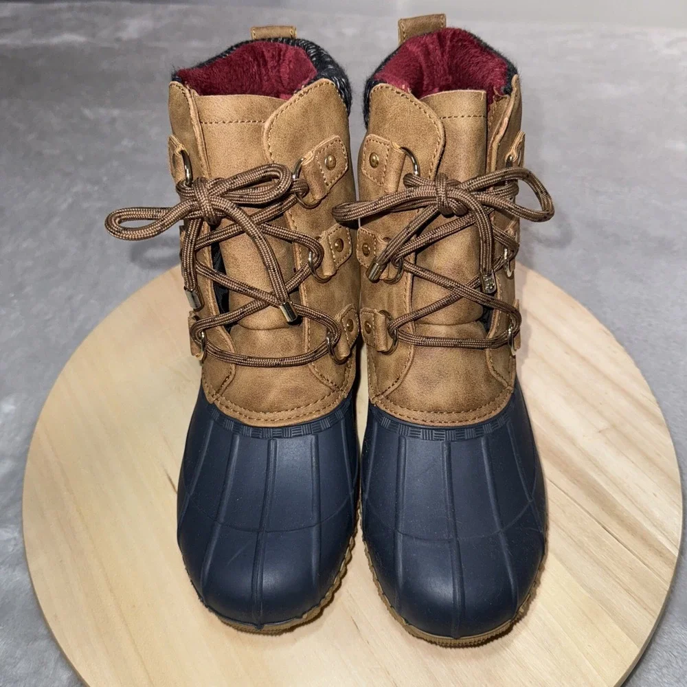 Tommy Hilfiger Roza3 Duck Boots Size 8M